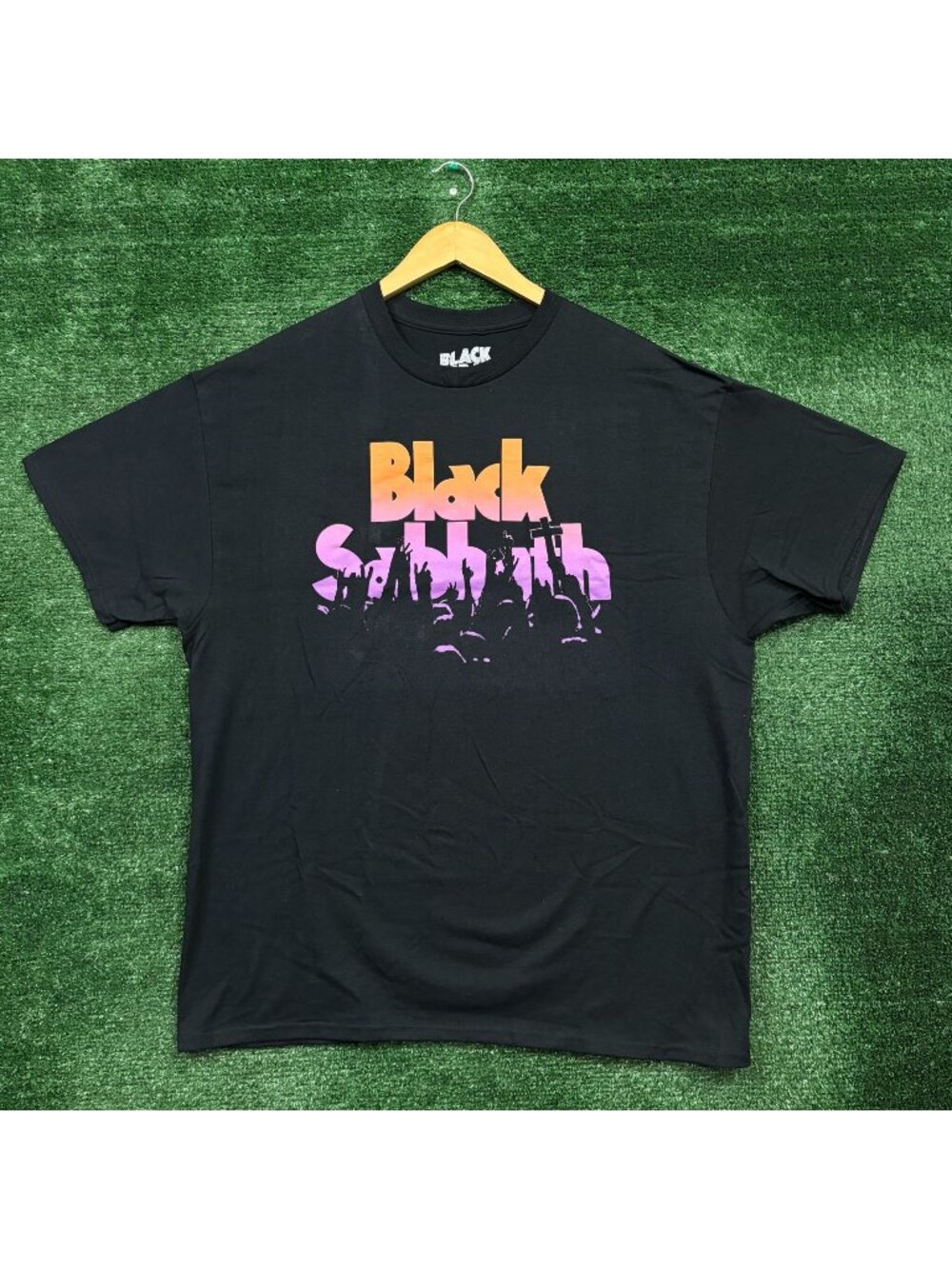 Black Sabbath Live Crowd Heavy Metal Band T-Shirt Size Extra Large